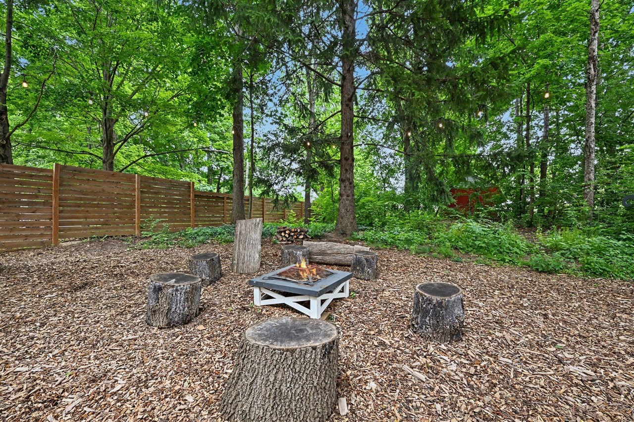 586 Kuehnle Avenue Property Photo 26