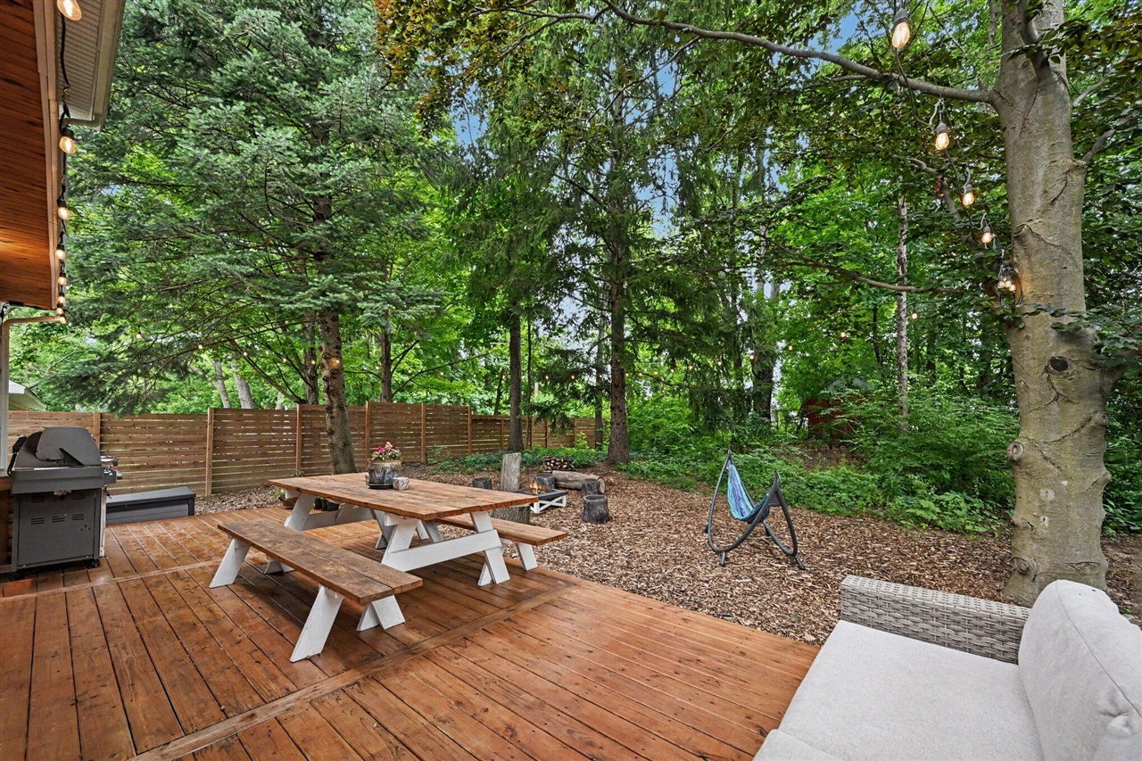 586 Kuehnle Avenue Property Photo 28