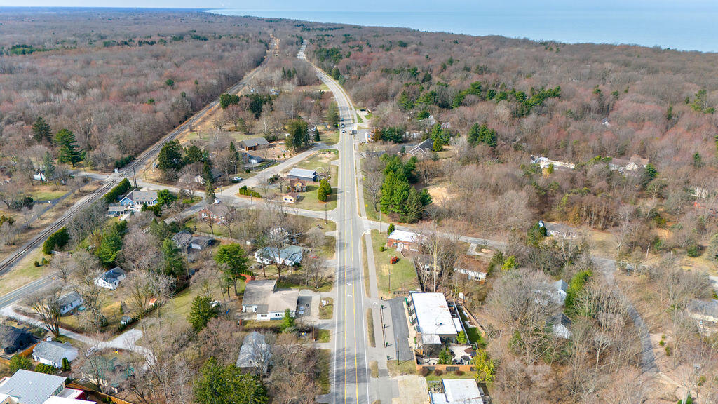 13662 Red Arrow Highway Property Photo 51