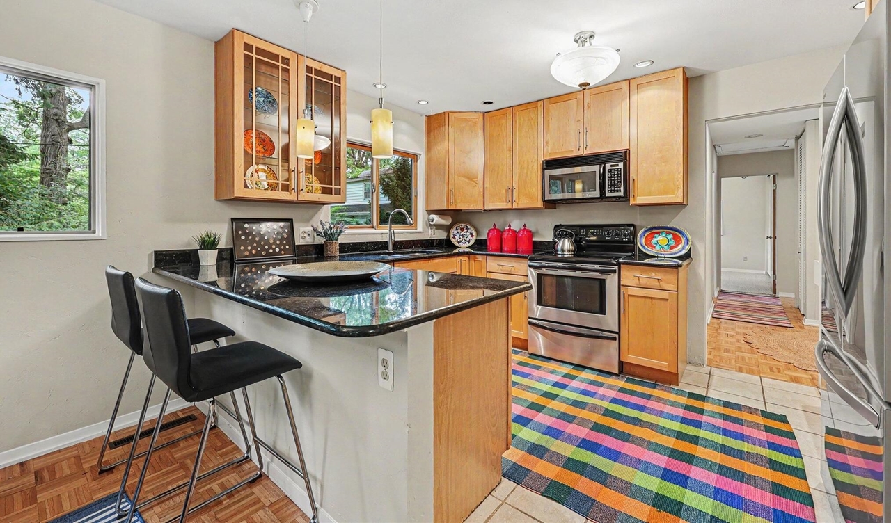 2065 Day Street Property Photo 12