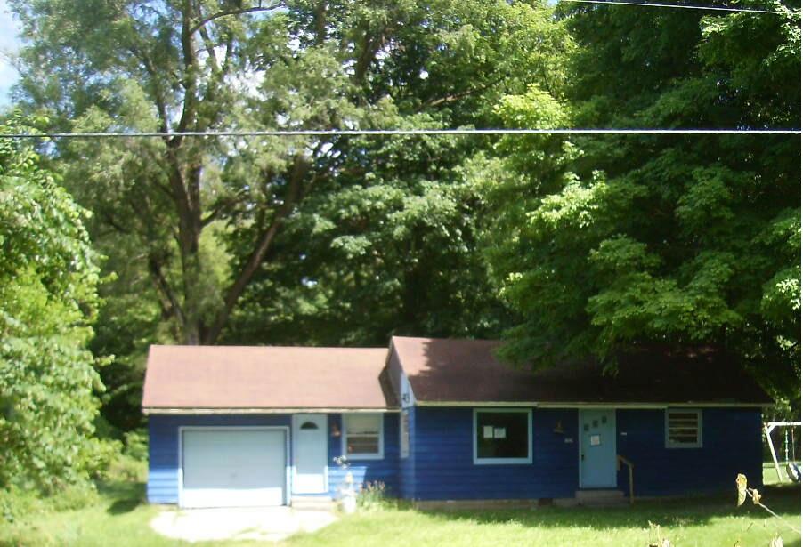 1989 Campground Road Property Photo 2