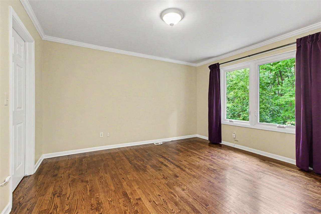 183 Kingsbrook Avenue Property Photo 16