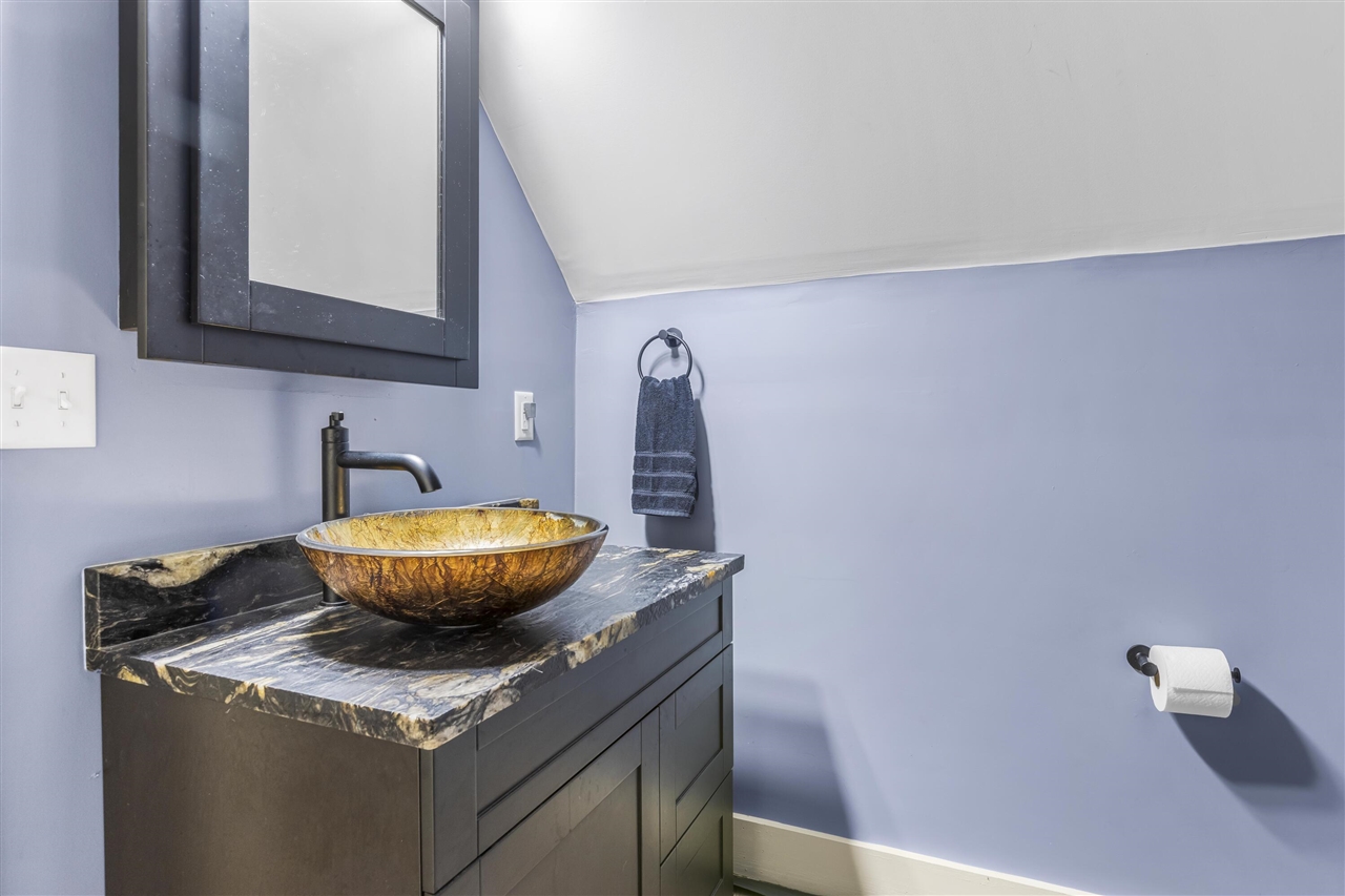 1030 S Jackson Street Property Photo 13