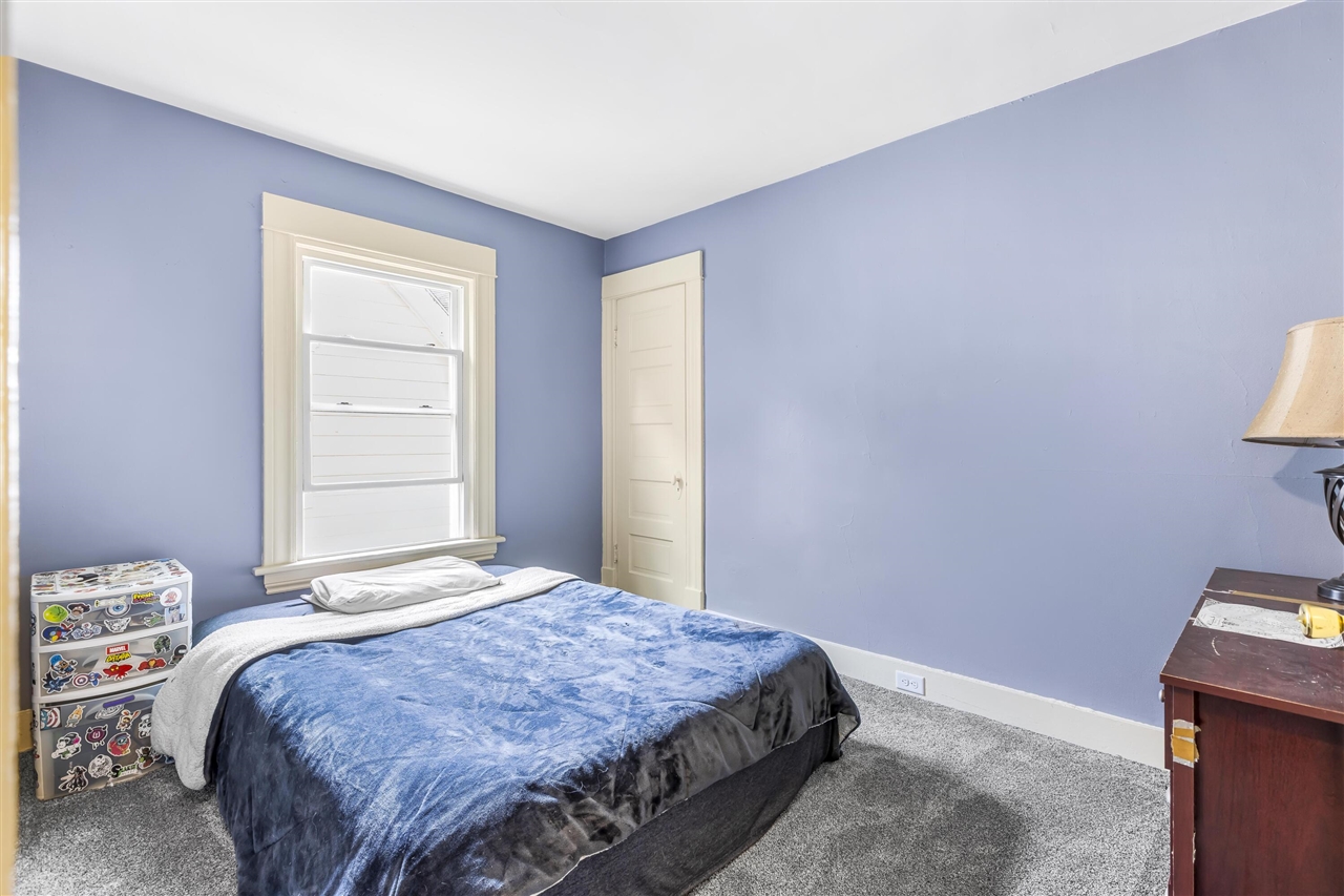 1030 S Jackson Street Property Photo 14