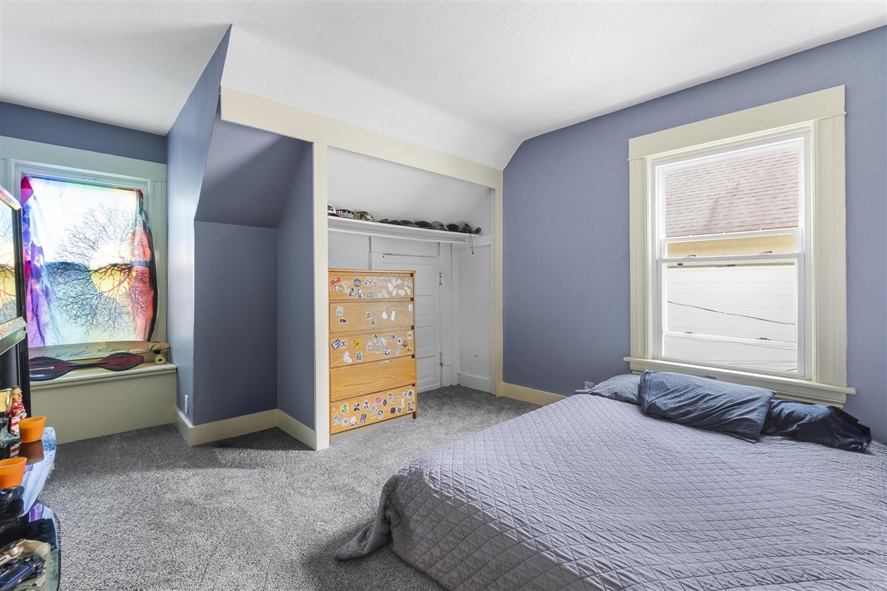 1030 S Jackson Street Property Photo 15
