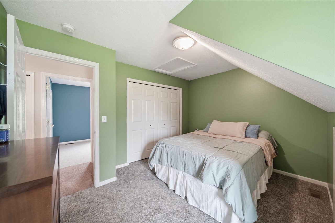 5867 E Hillcrest Drive Property Photo 28