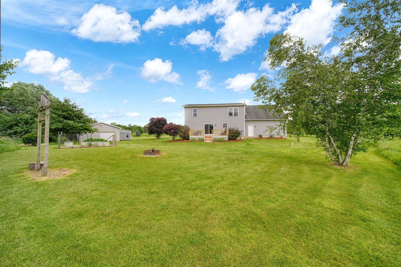 5867 E Hillcrest Drive Property Photo 44