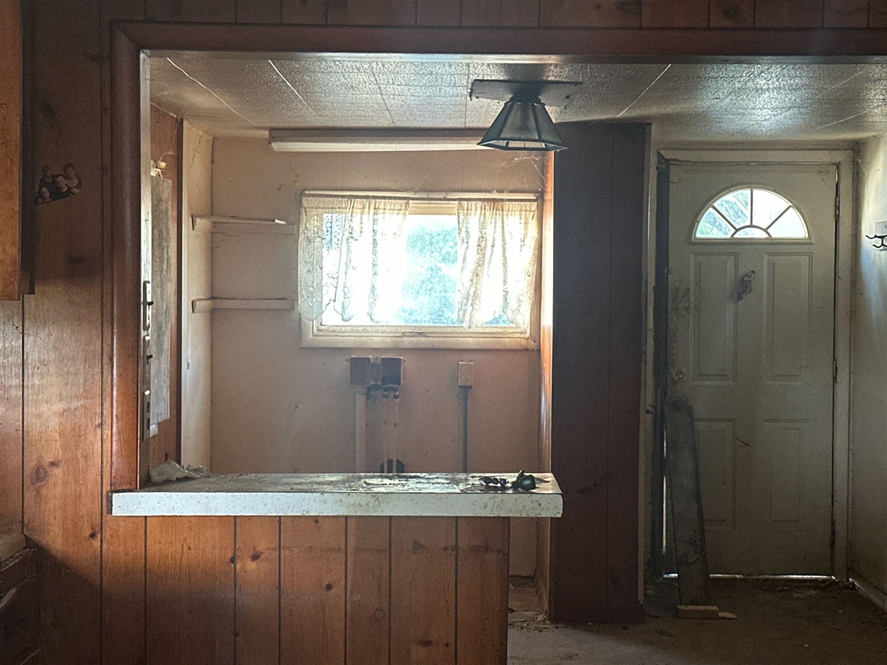 617 Gestner Road Property Photo 8