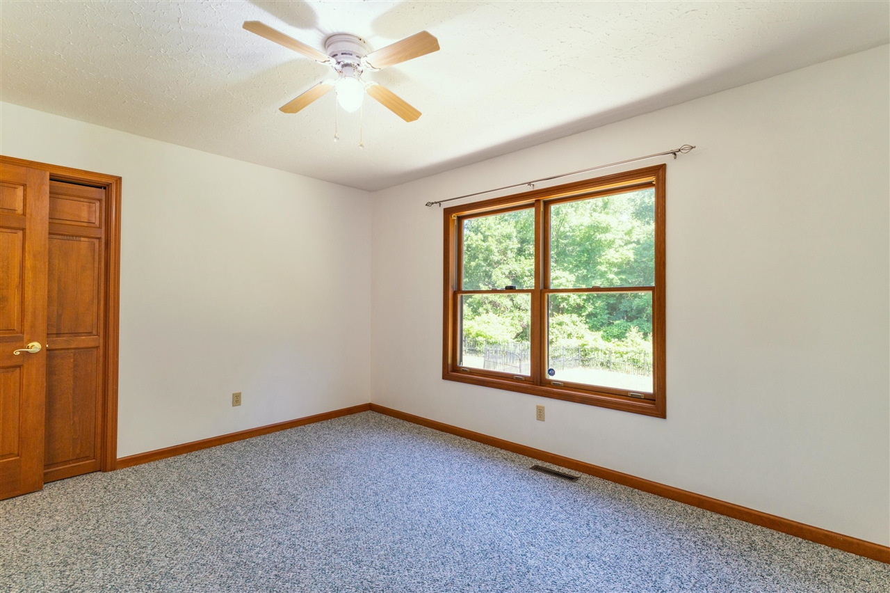 8805 Stadium Drive Property Photo 18