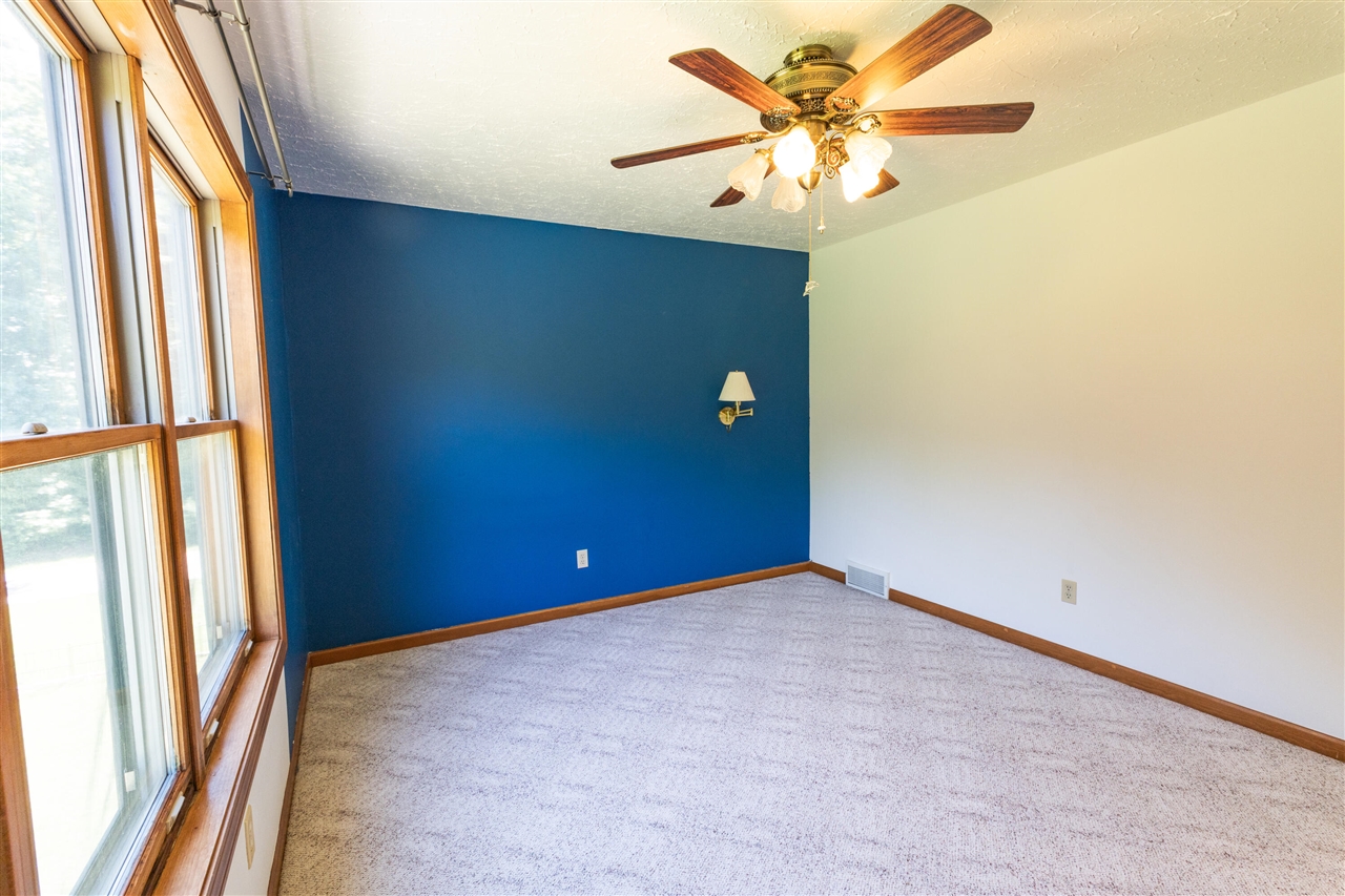 8805 Stadium Drive Property Photo 26