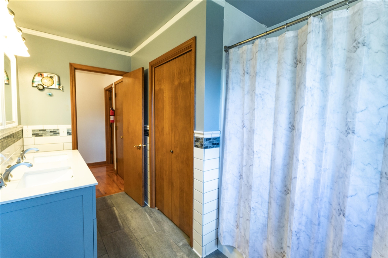 8805 Stadium Drive Property Photo 33