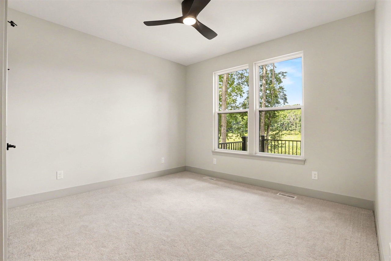 10445 Country Club Drive Property Photo 23