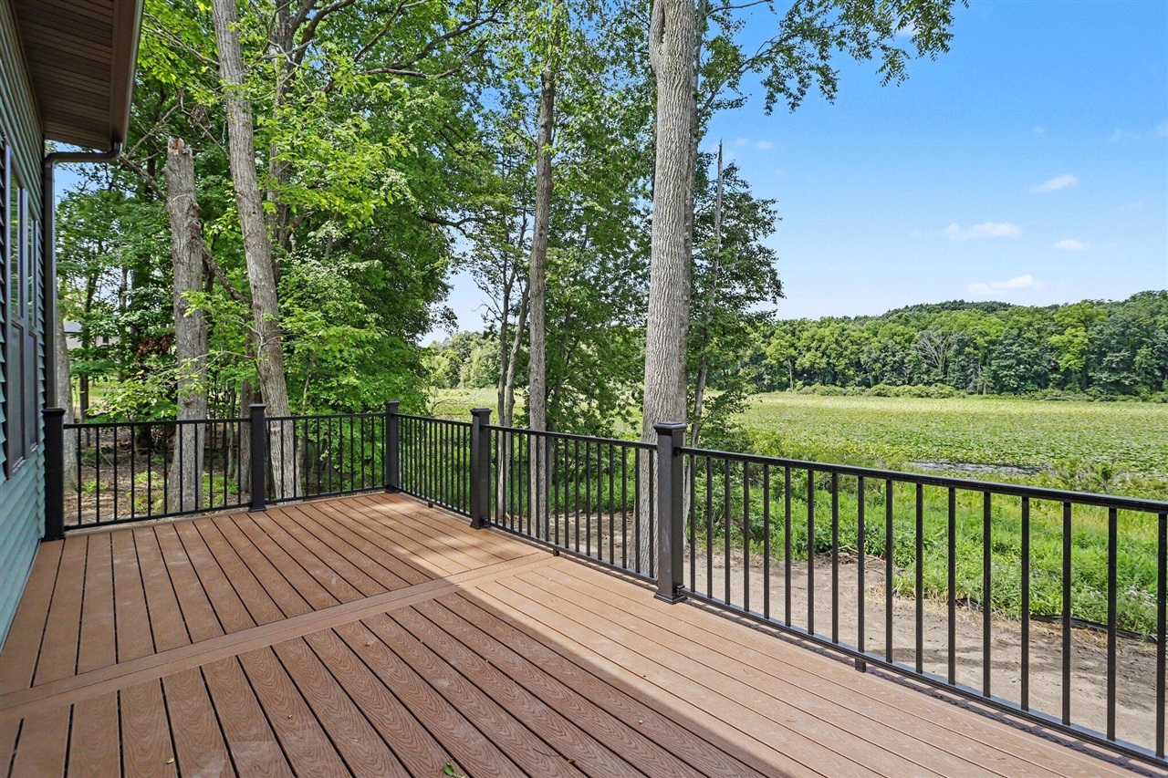 10445 Country Club Drive Property Photo 30