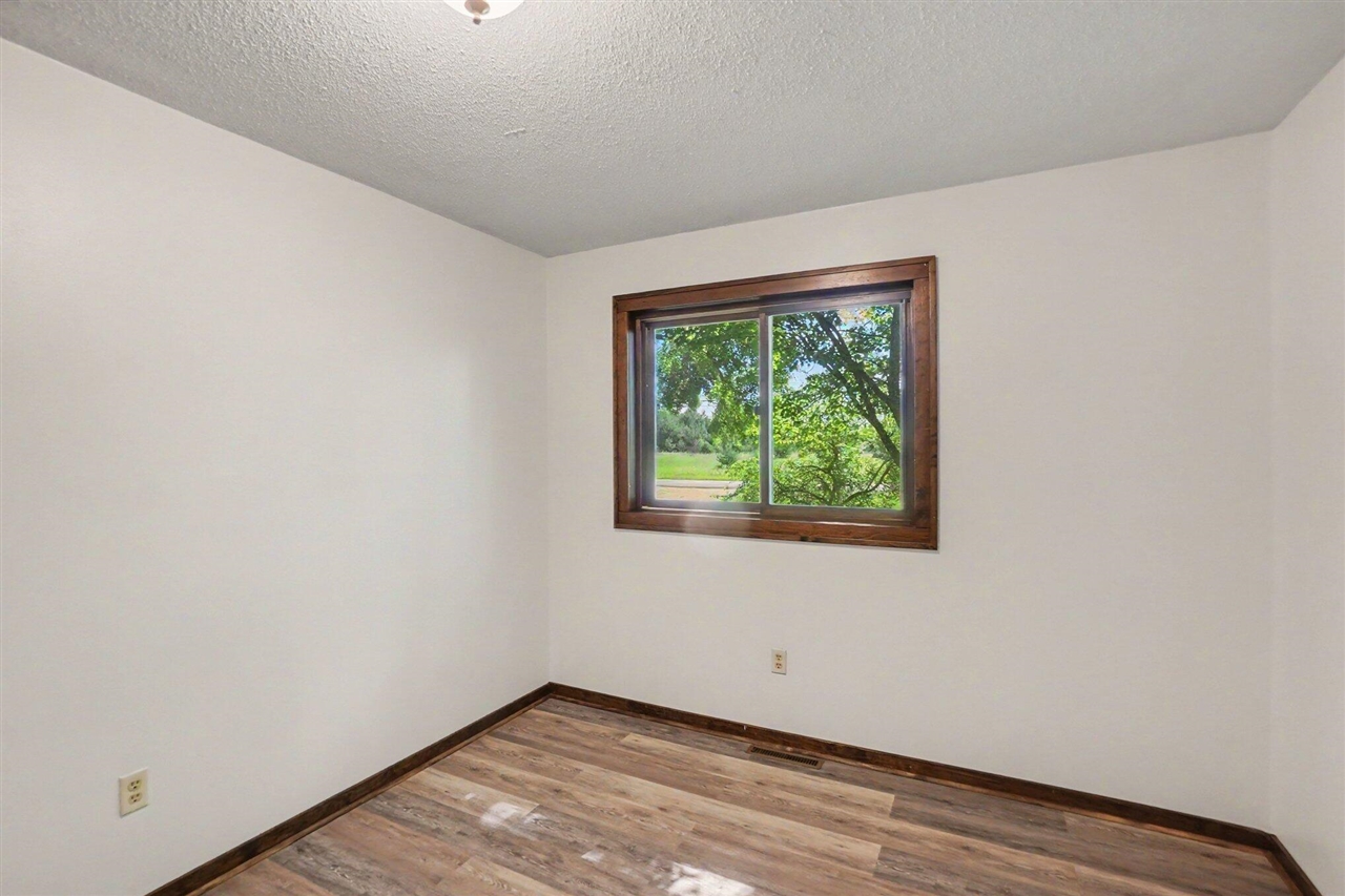 13205 120th Avenue Property Photo 15