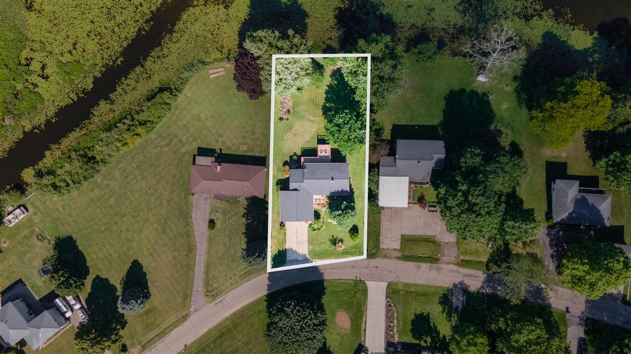 2937 Loehrs Landing Drive Property Photo 33