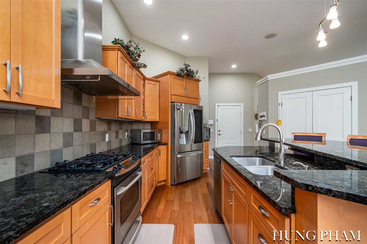 2136 Pleasant Pond Drive Property Photo 15