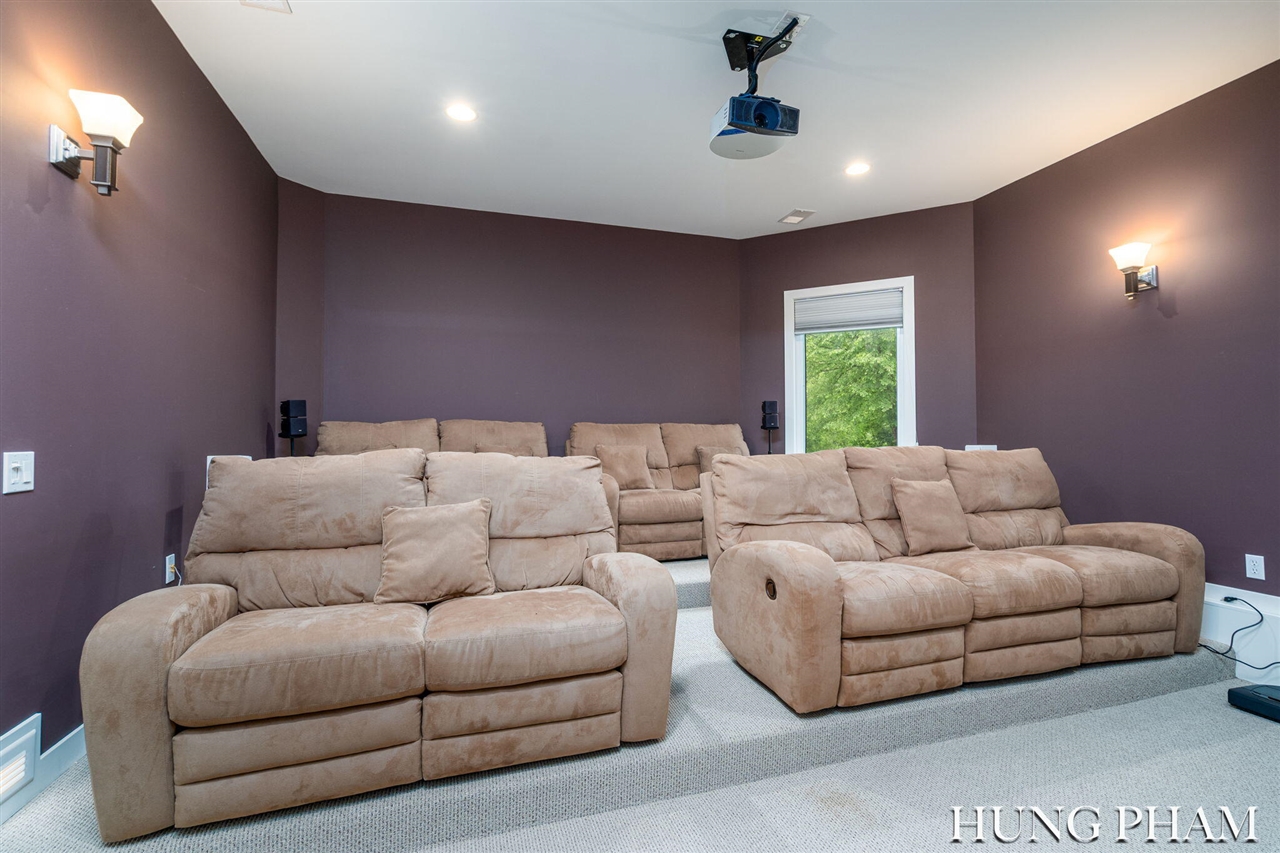 2136 Pleasant Pond Drive Property Photo 34