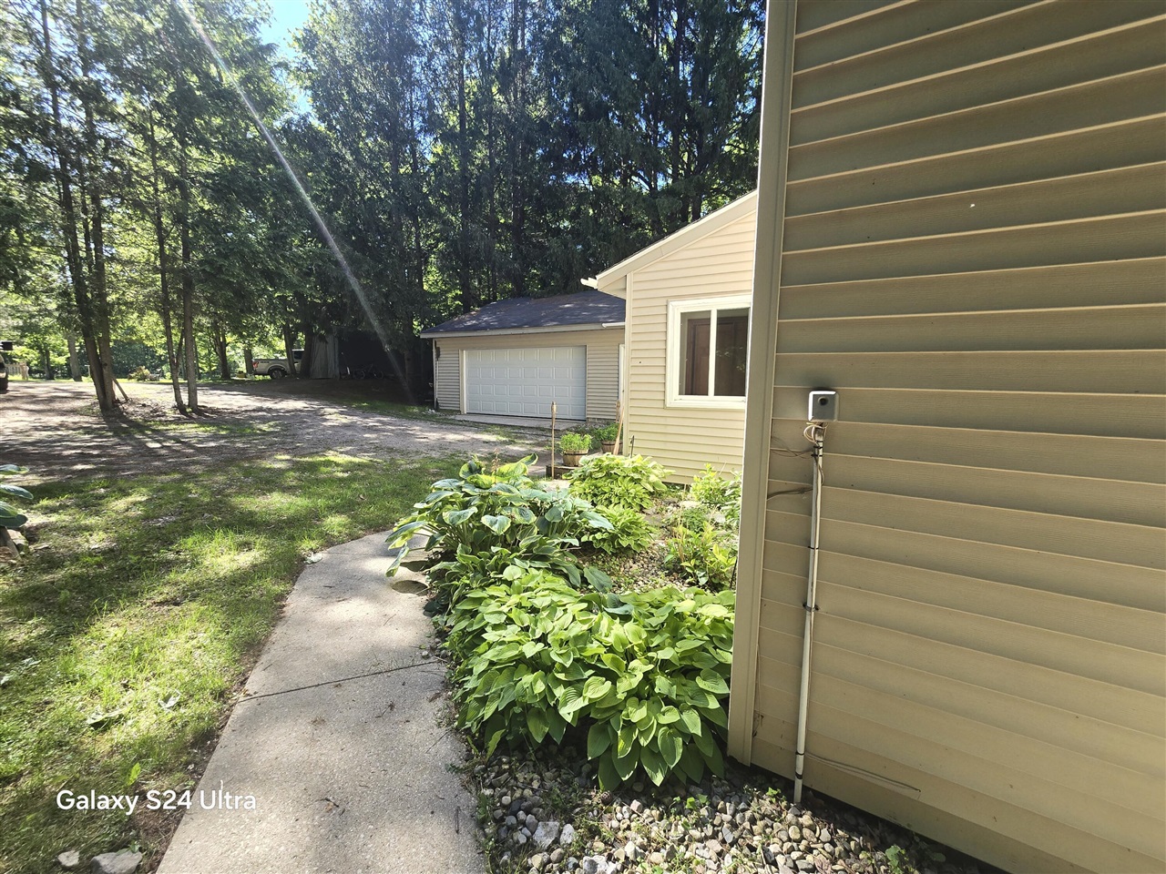 7455 Mcclellan Road Property Photo 4
