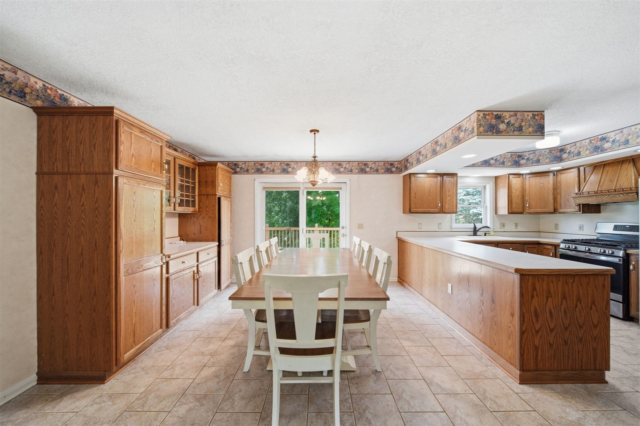 10770 Brix Highway Property Photo 8