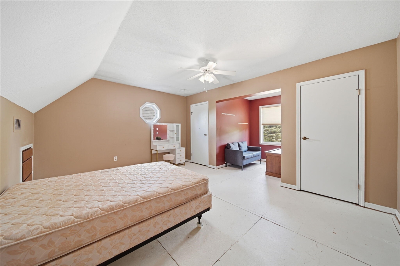 10770 Brix Highway Property Photo 23