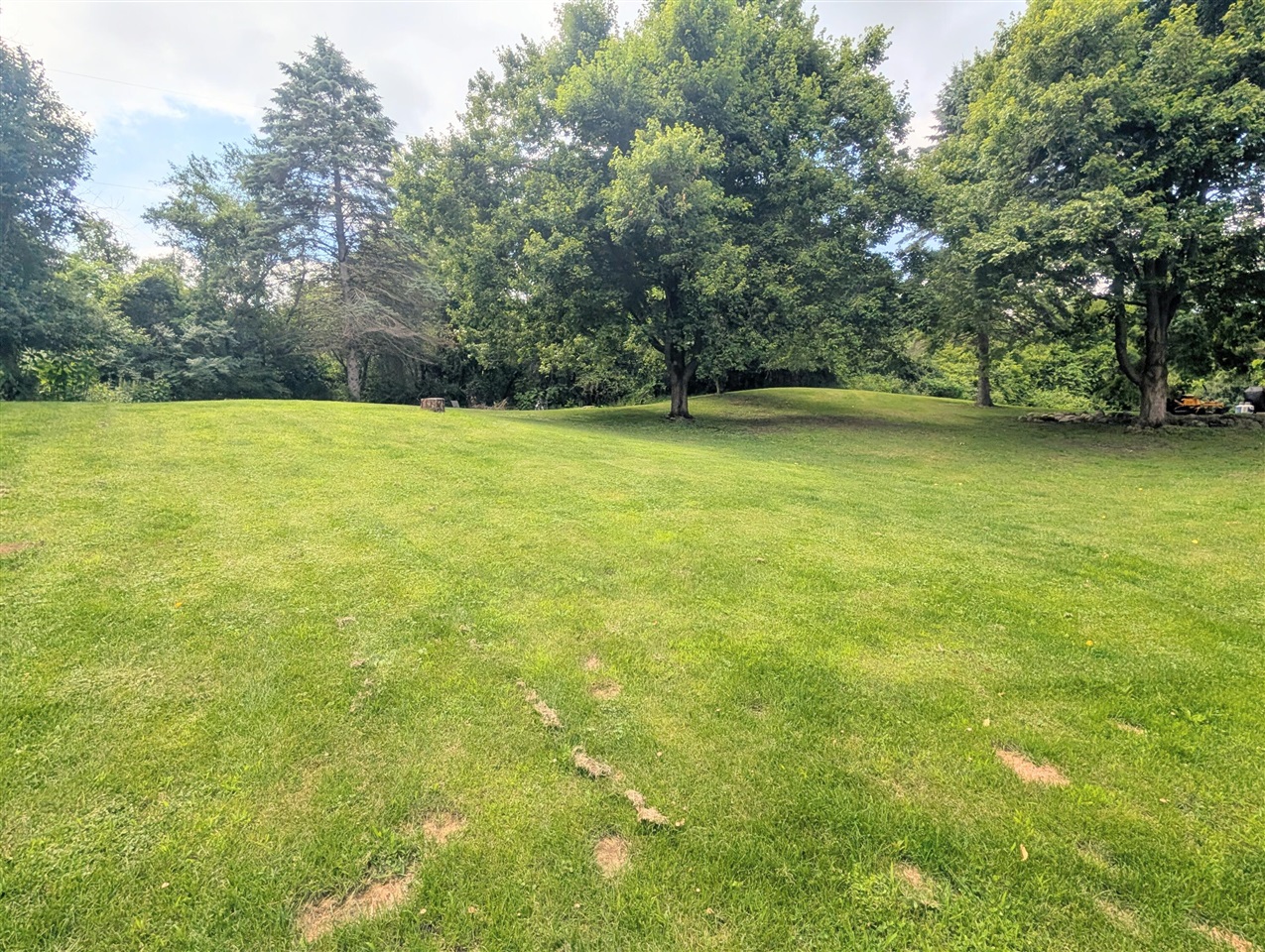 5900 Springbrook Road Property Photo 8