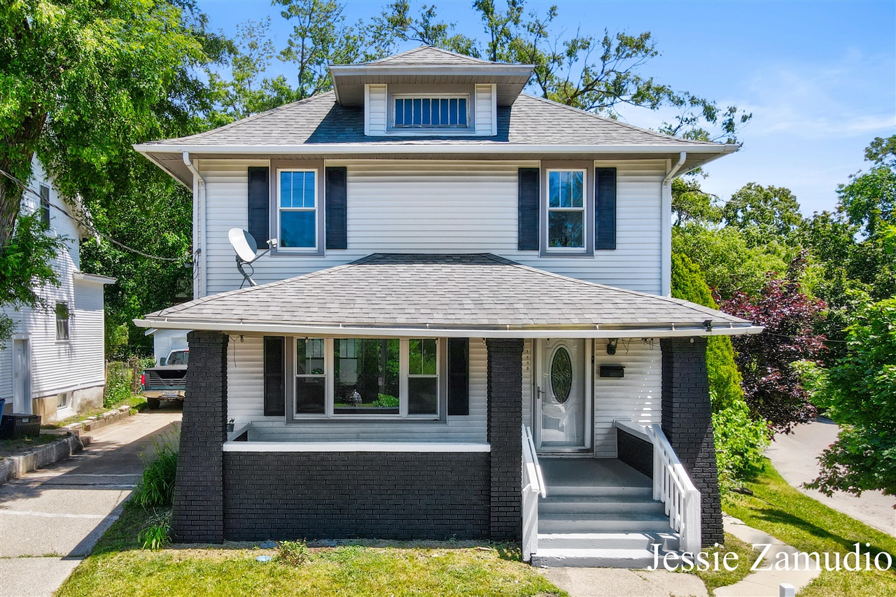 1810 Eastern Avenue Property Photo 1