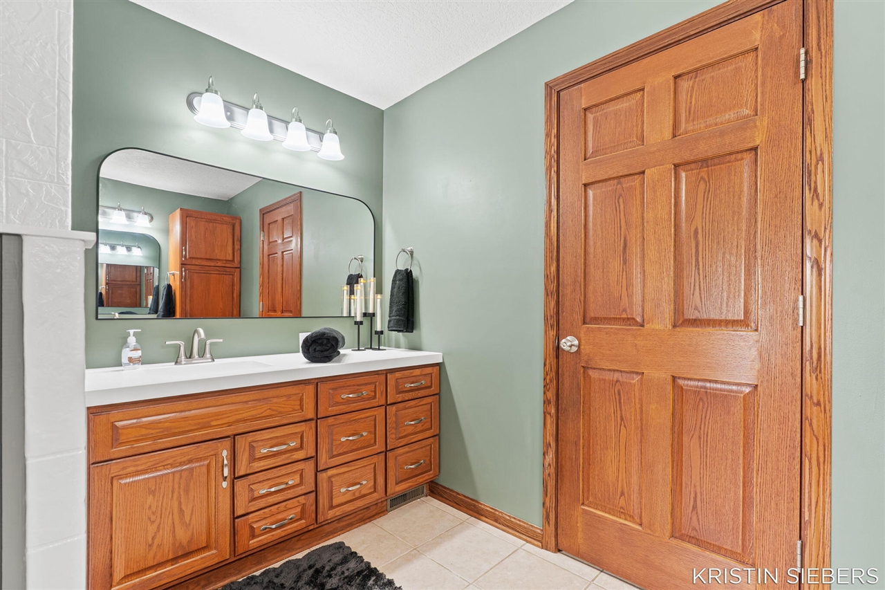 9760 Jade Drive Property Photo 28