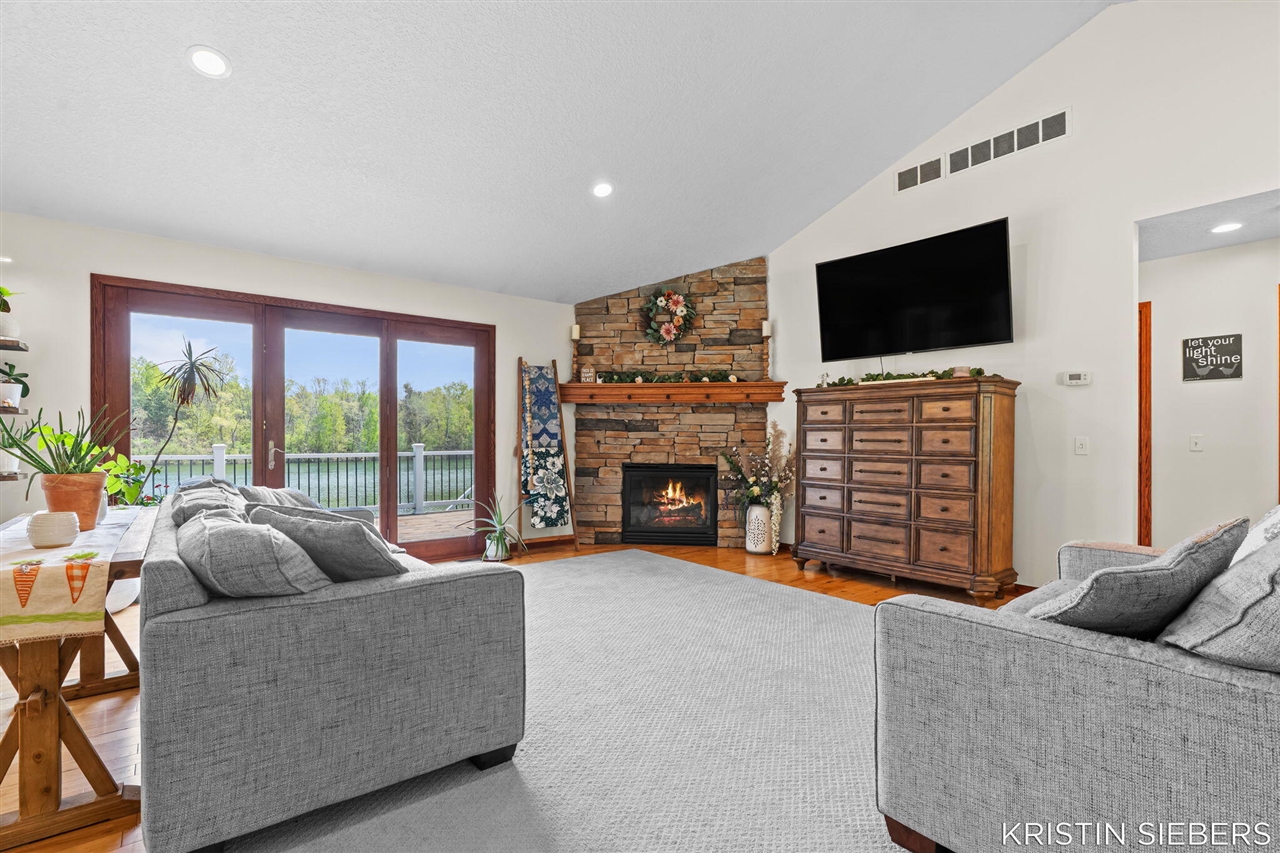 9760 Jade Drive Property Photo 41