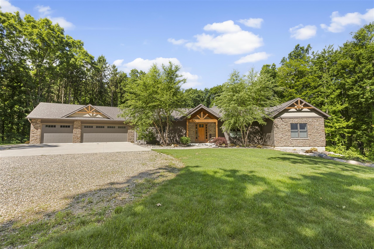 16285 13 Mile Road Property Photo 1