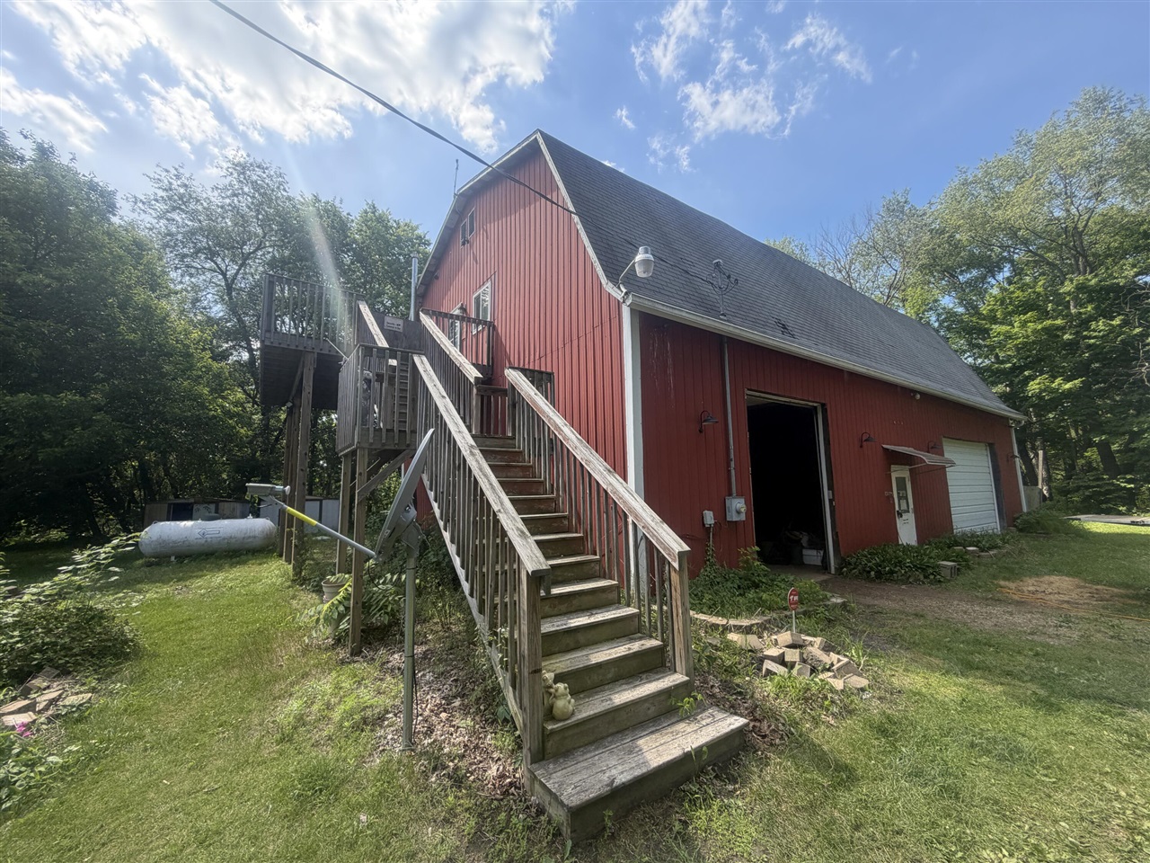 1414 Cogswell Road Property Photo 1
