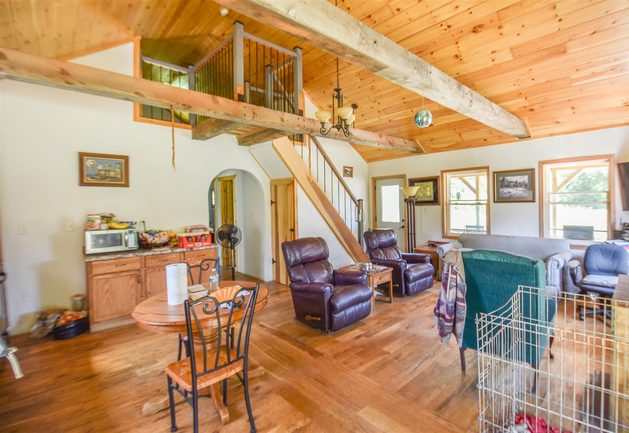 881 Brent Drive Property Photo 4