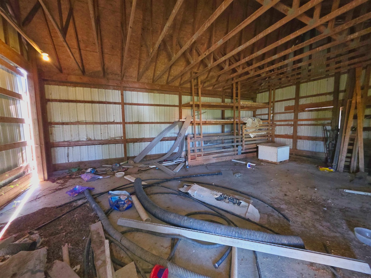 11905 Coman Road Property Photo 22