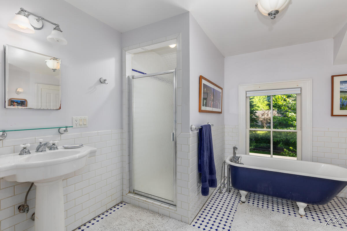 34 S Spring Street Property Photo 24