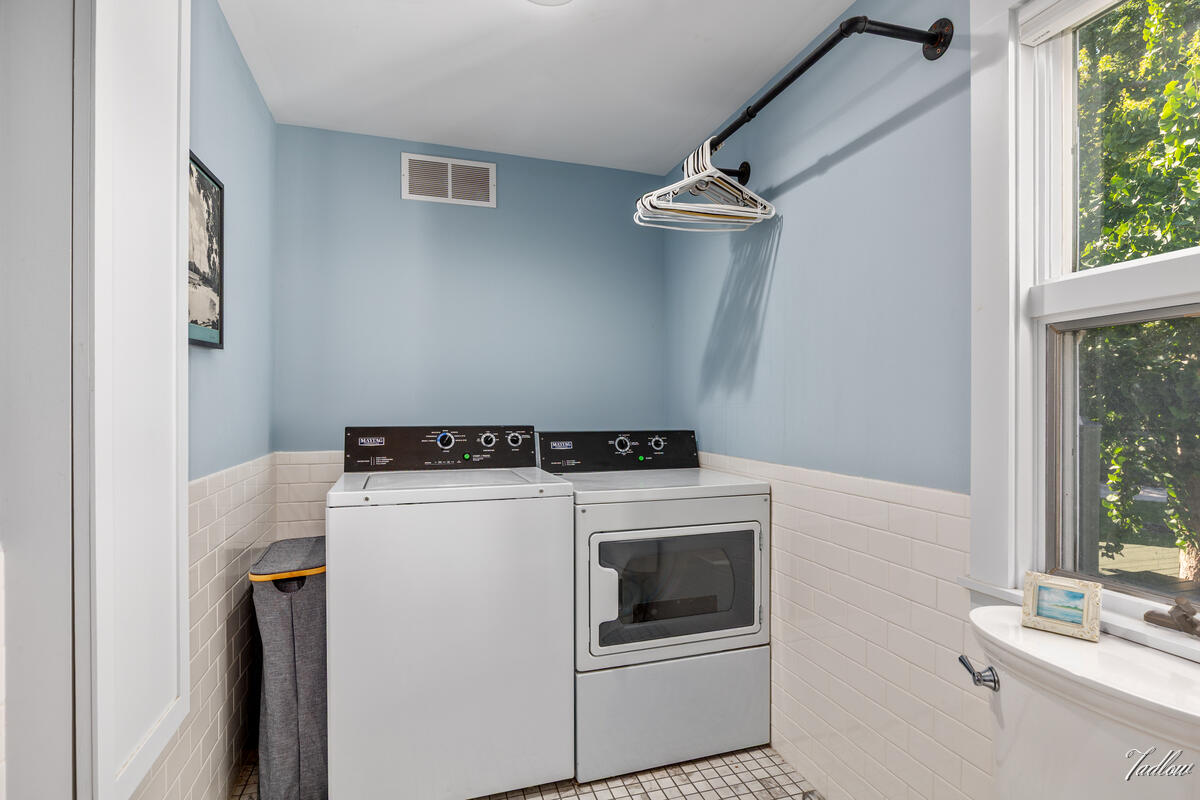 34 S Spring Street Property Photo 30