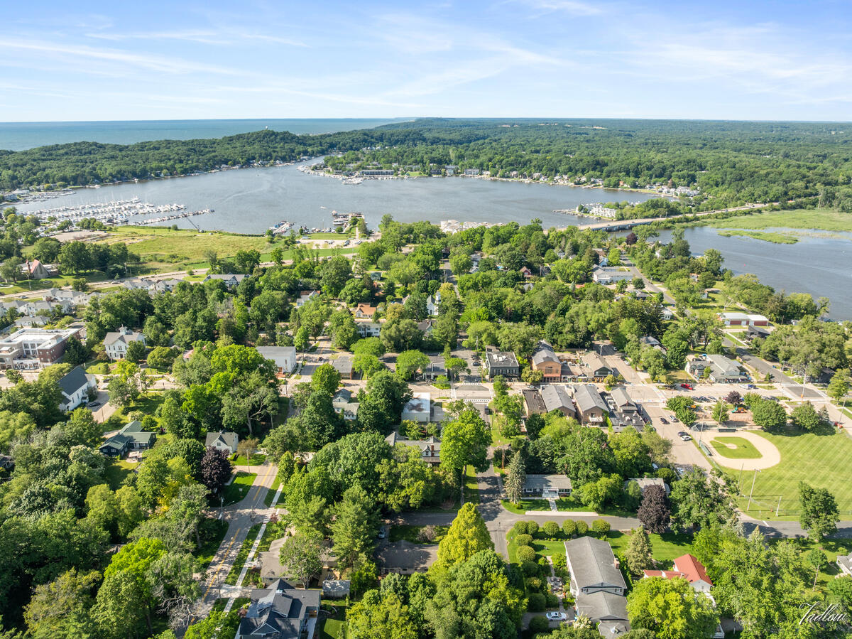 34 S Spring Street Property Photo 45