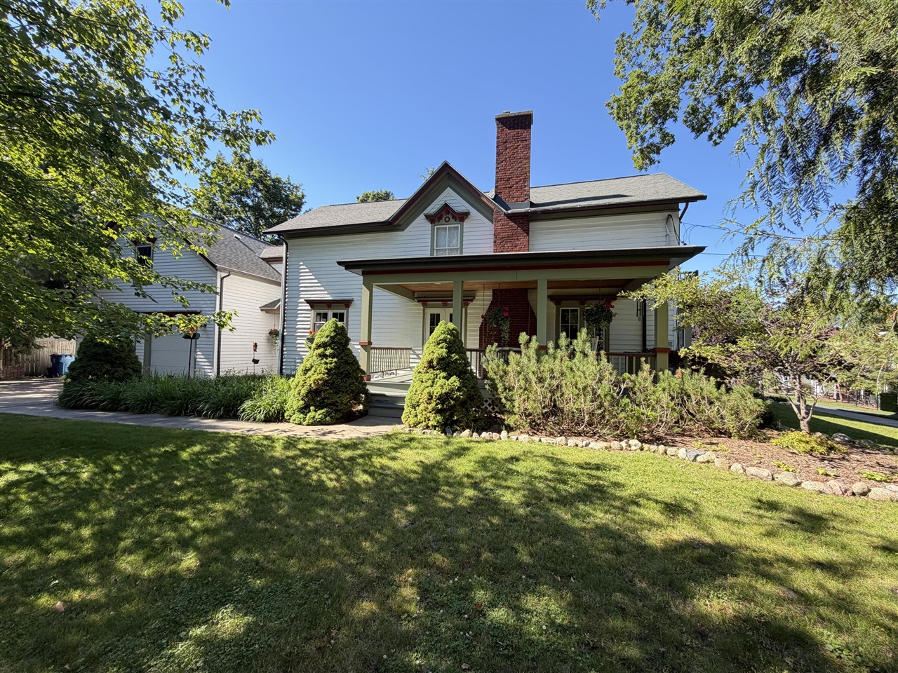 34 S Spring Street Property Photo 48