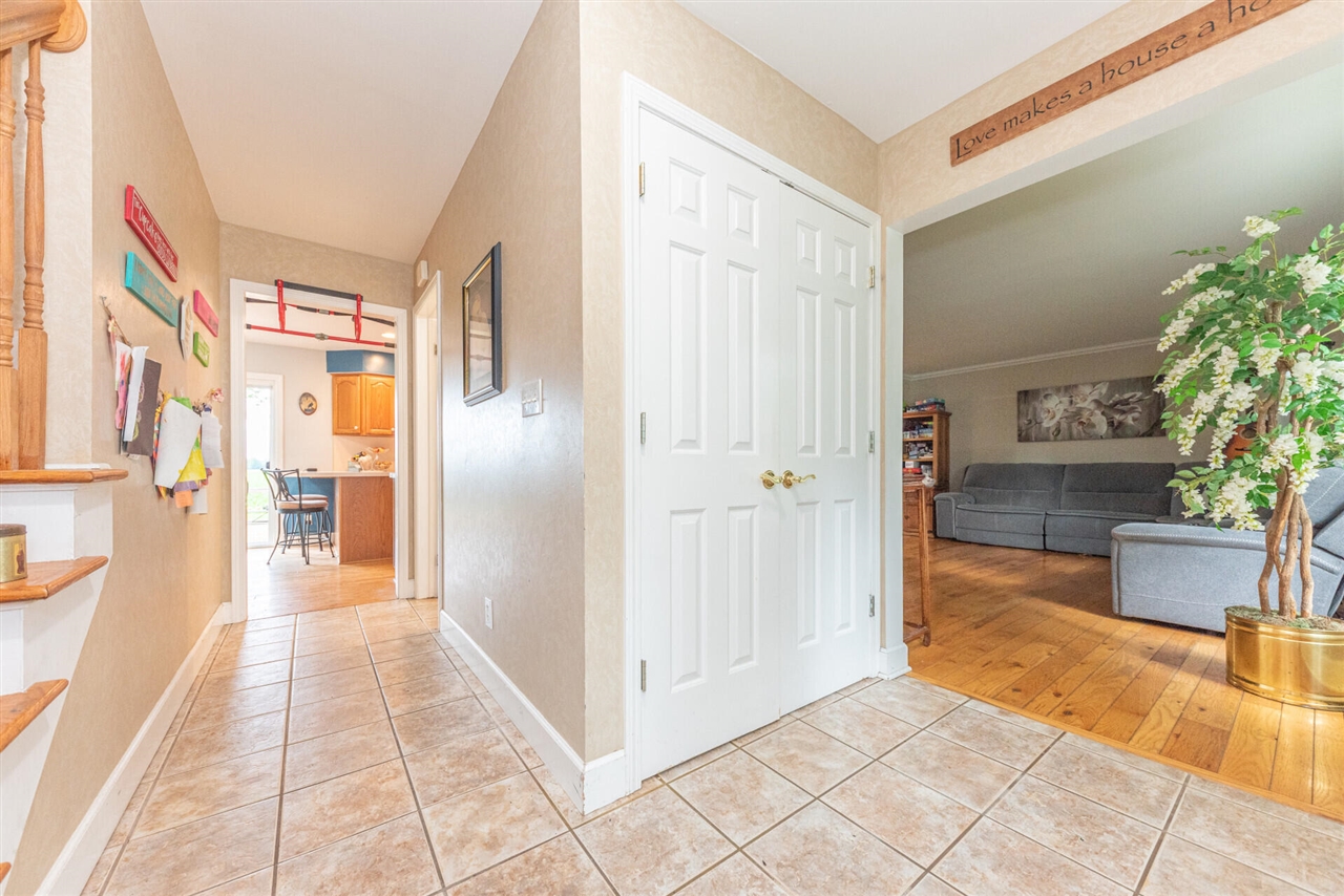 3559 Meadow Lane Property Photo 6