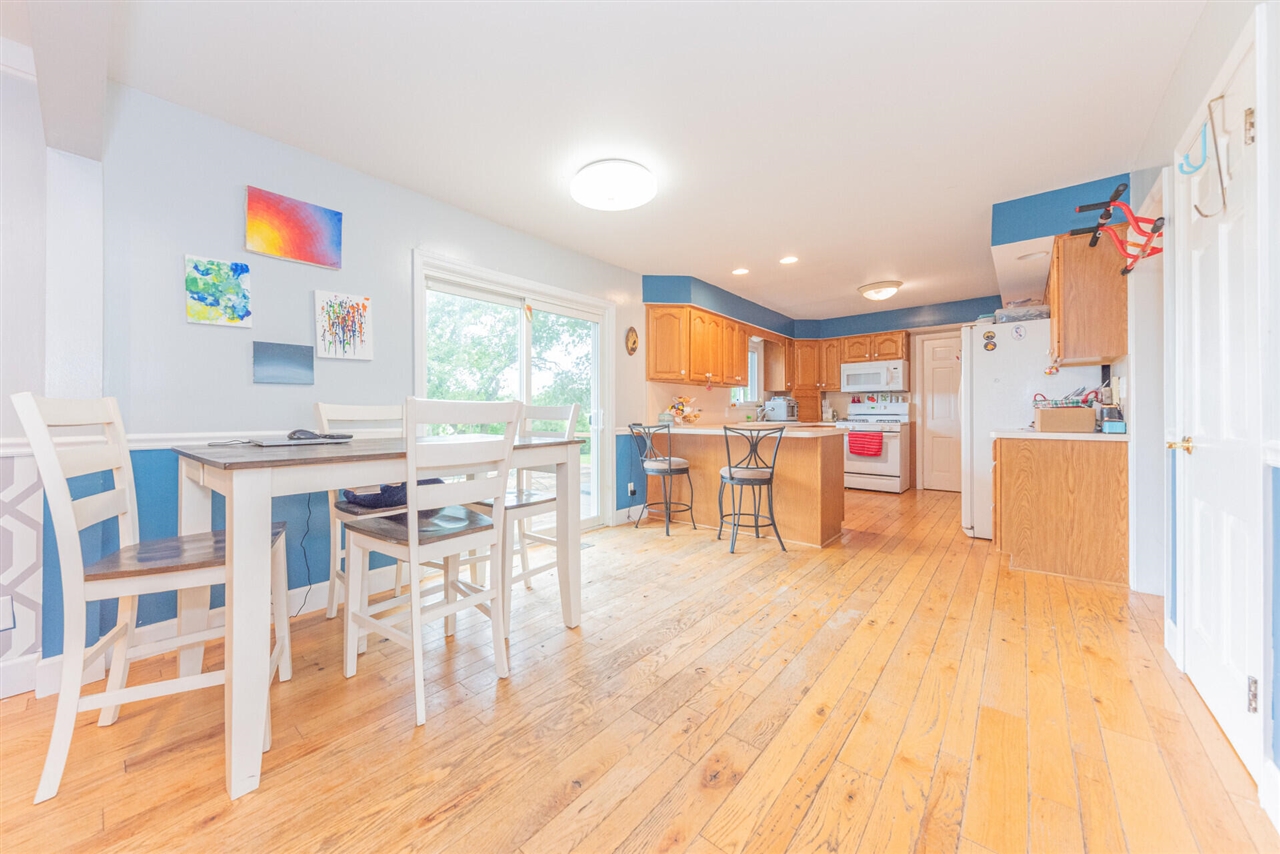 3559 Meadow Lane Property Photo 11