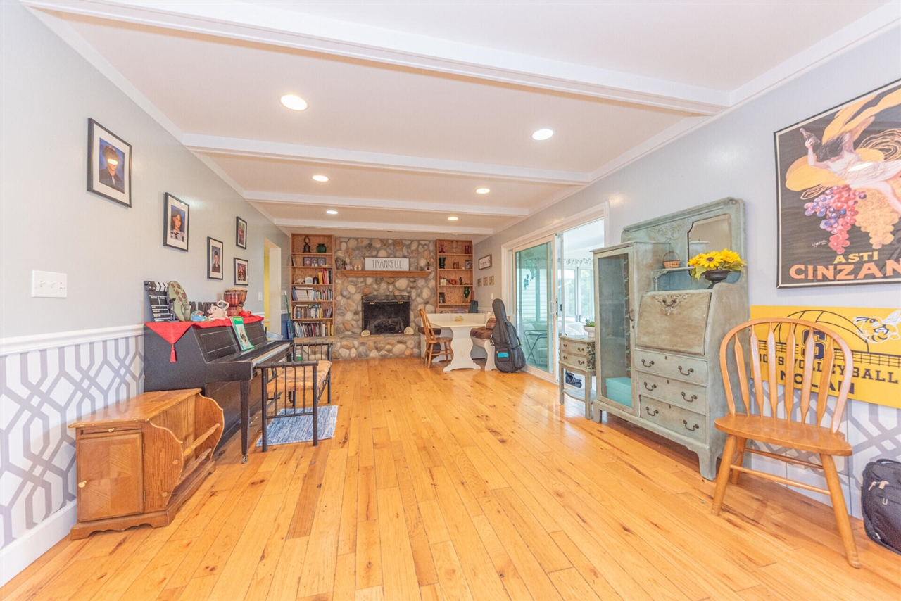 3559 Meadow Lane Property Photo 12