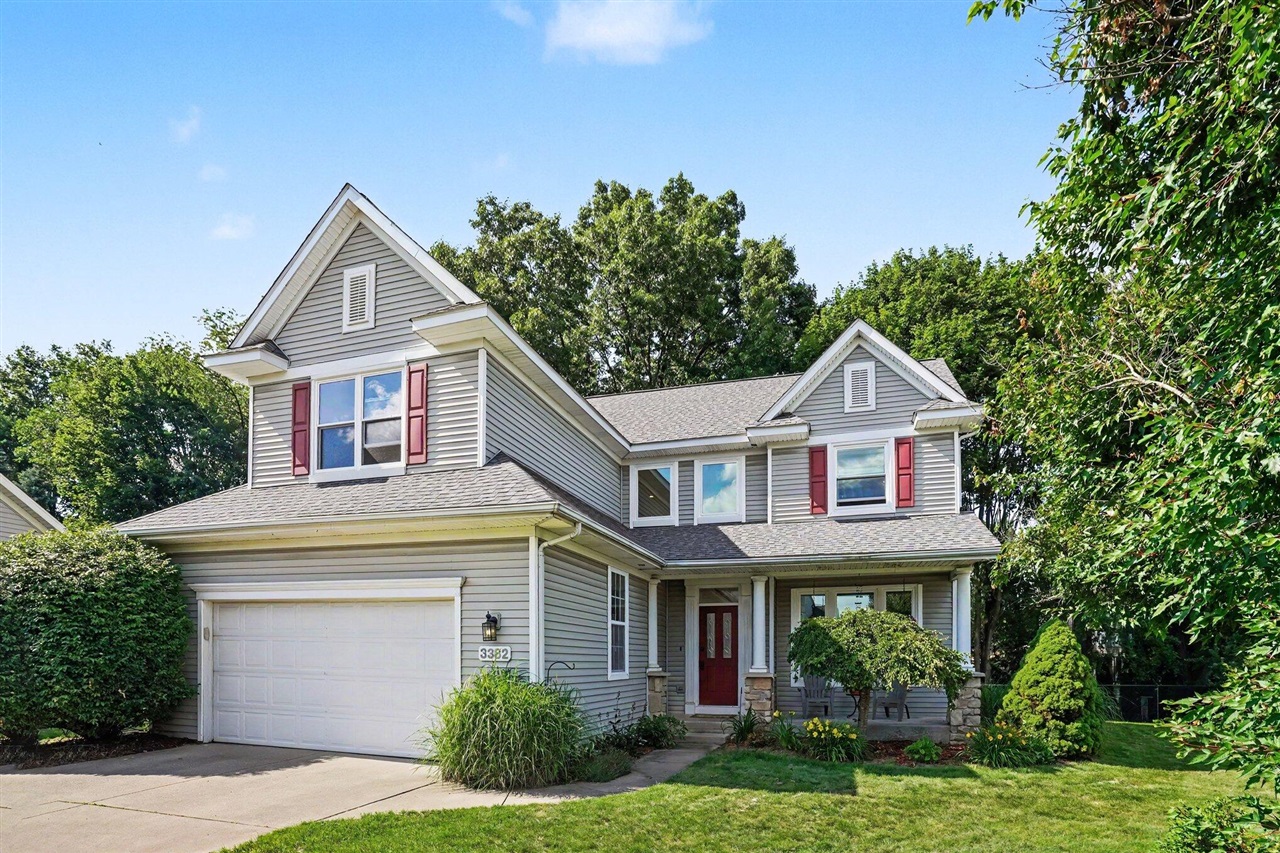 3382 Hampstead Court Property Photo 1