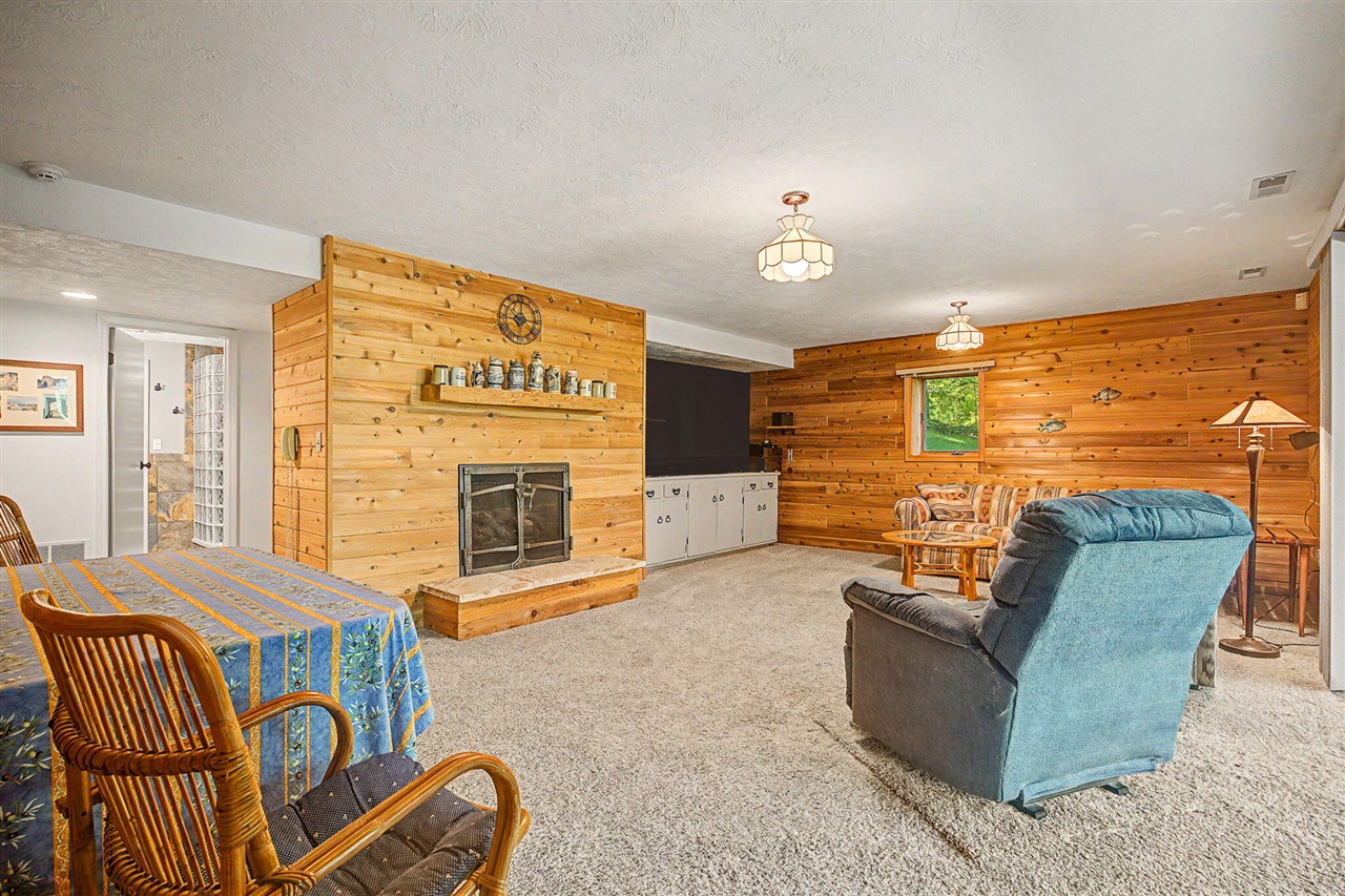 12017 Lilac Lane Property Photo 27