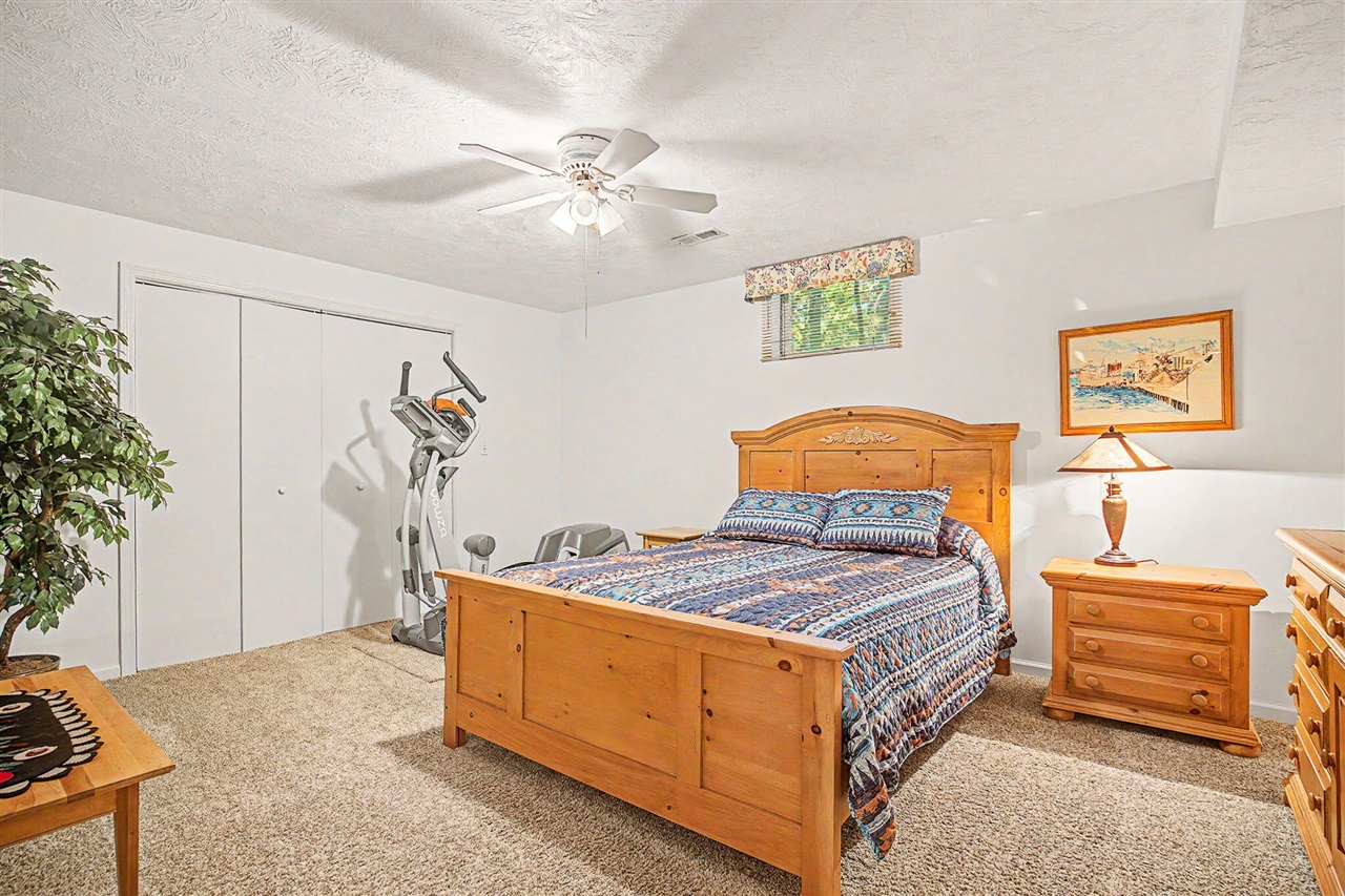 12017 Lilac Lane Property Photo 29