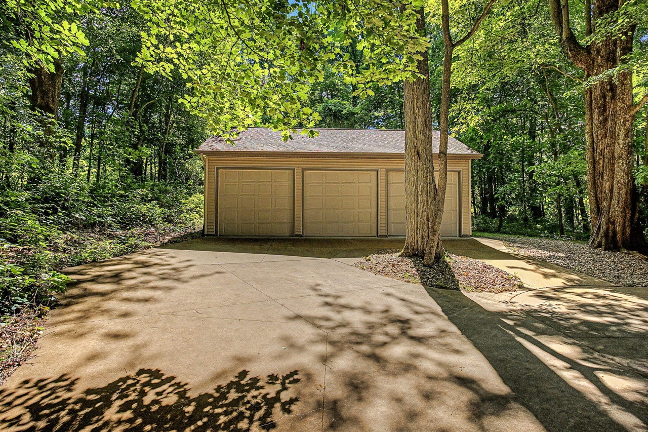 12017 Lilac Lane Property Photo 38