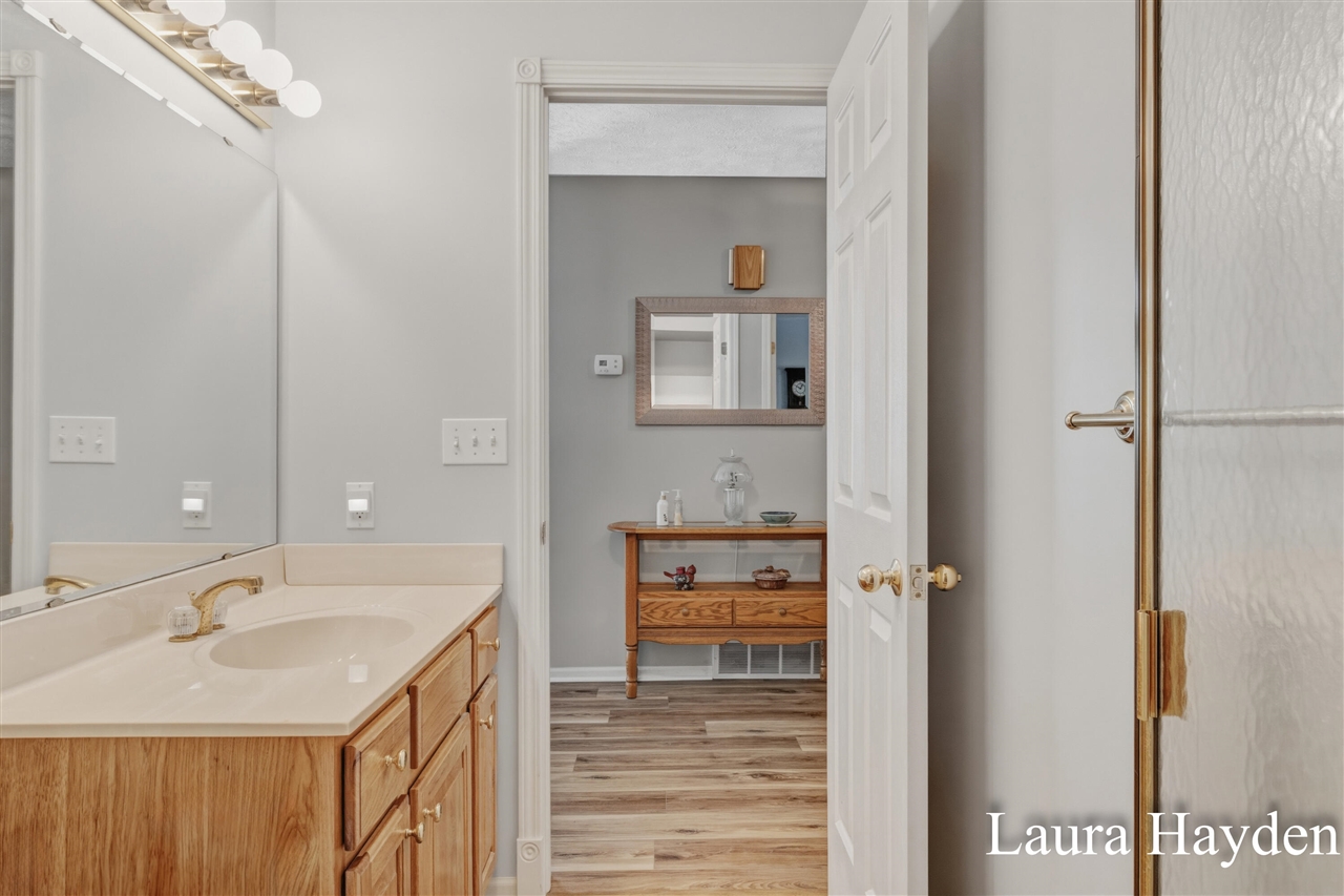 6880 Beechwood Drive Property Photo 16