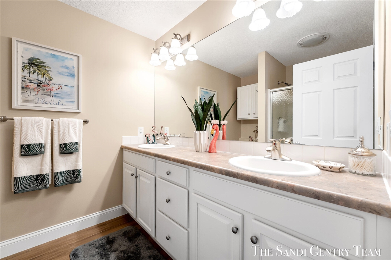 931 Bluff Creek Drive Property Photo 26