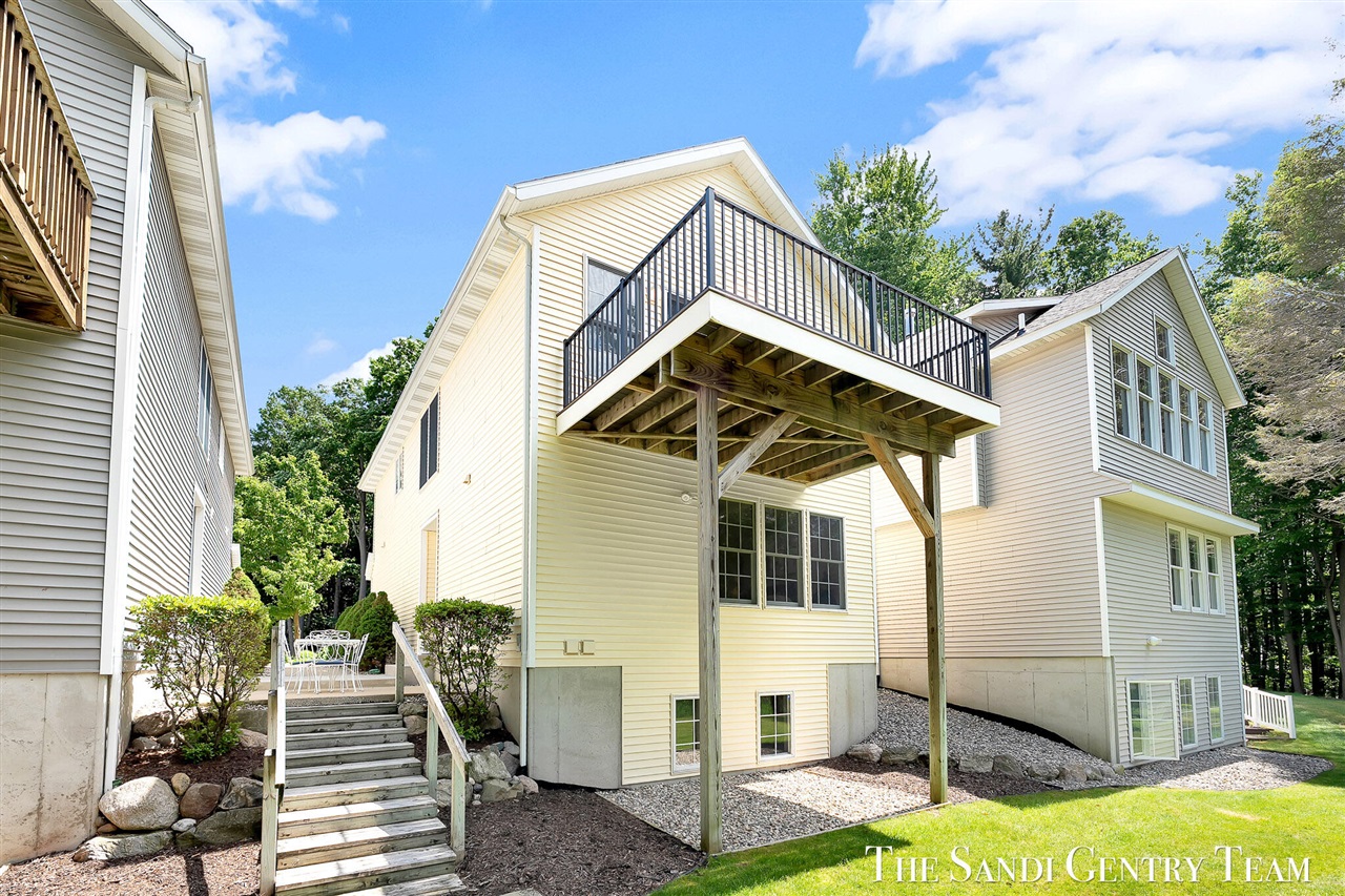 931 Bluff Creek Drive Property Photo 39
