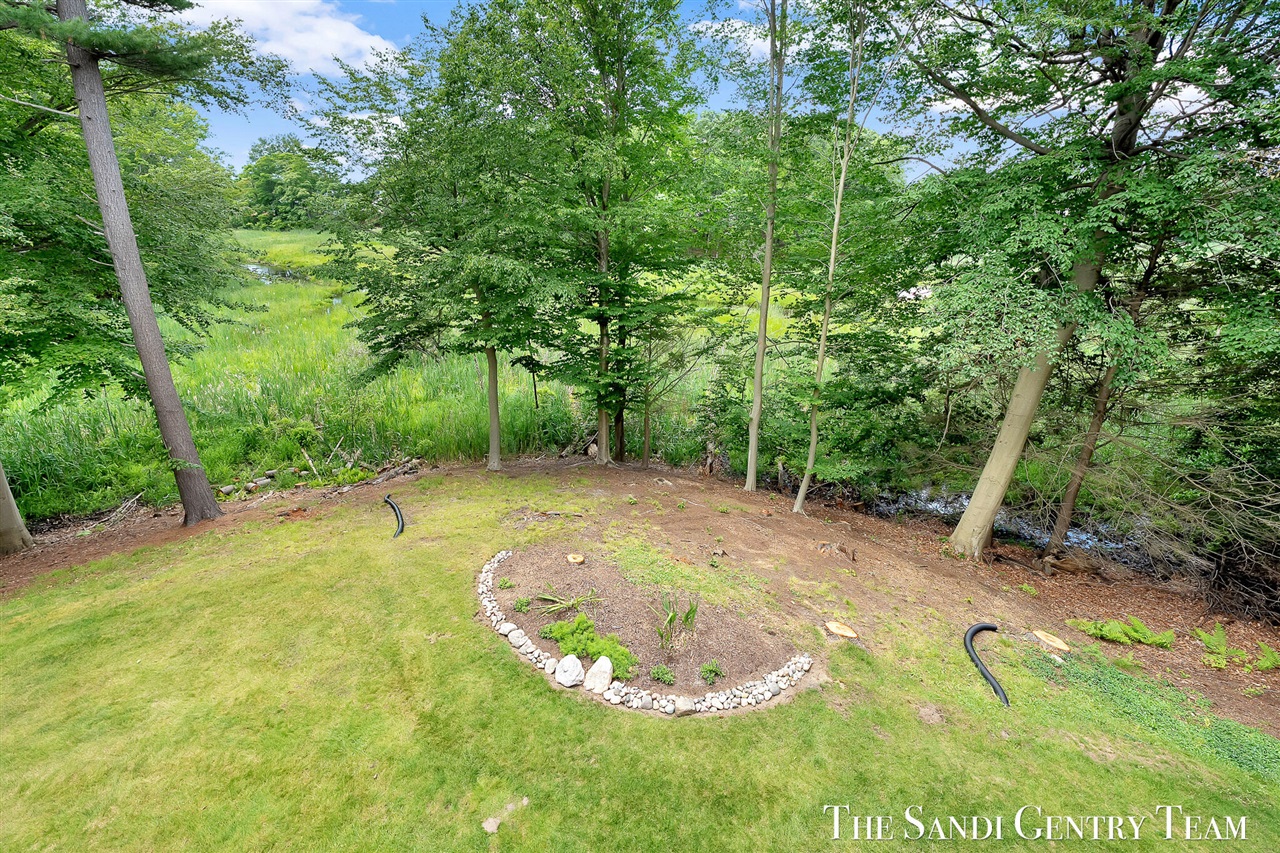 931 Bluff Creek Drive Property Photo 40