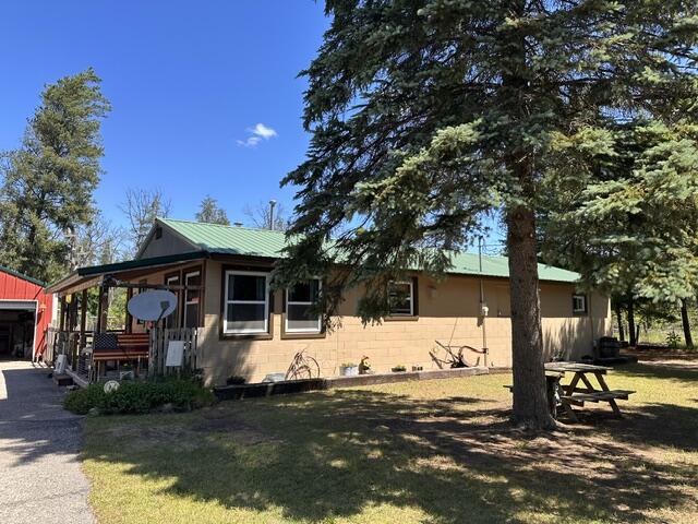 164 W 10 Mile Property Photo 1