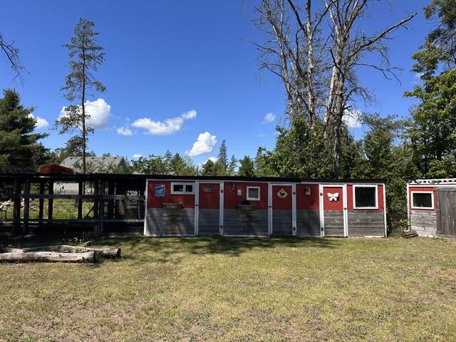 164 W 10 Mile Property Photo 20
