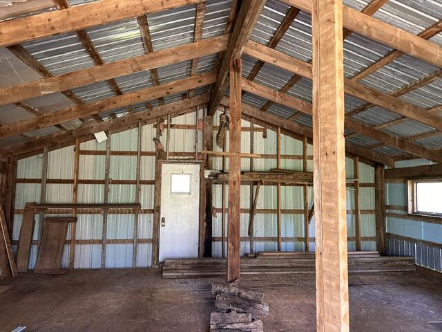 164 W 10 Mile Property Photo 42